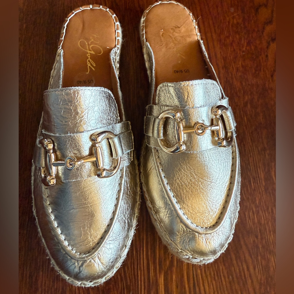 42 Gold Anri Leather Mules Sz Us9/40